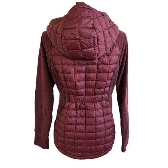 The North Face Women's ThermoBall Hooded Maroon Jacket Medium - Picture 2 of 5